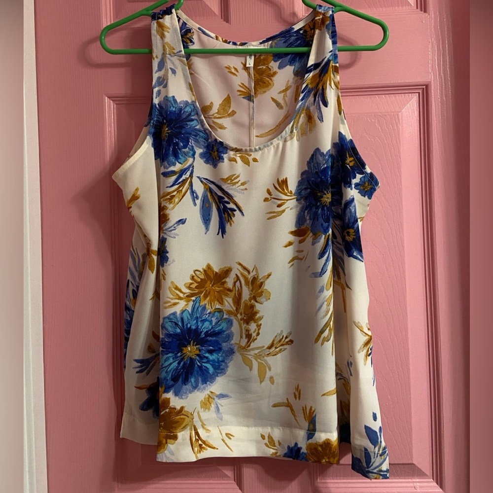 Maurices blue and yellow tank top floral